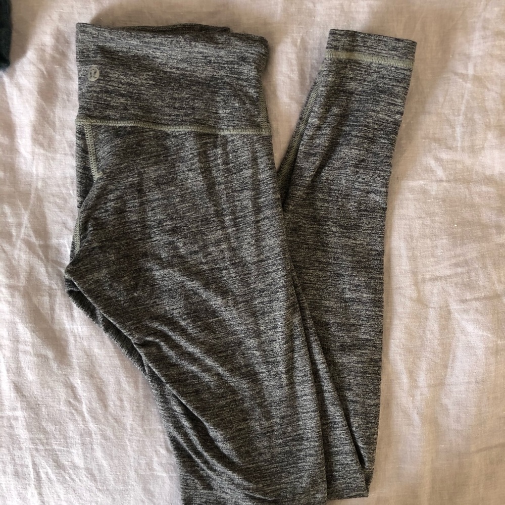 Lululemon Wonder Under Leggings size 4